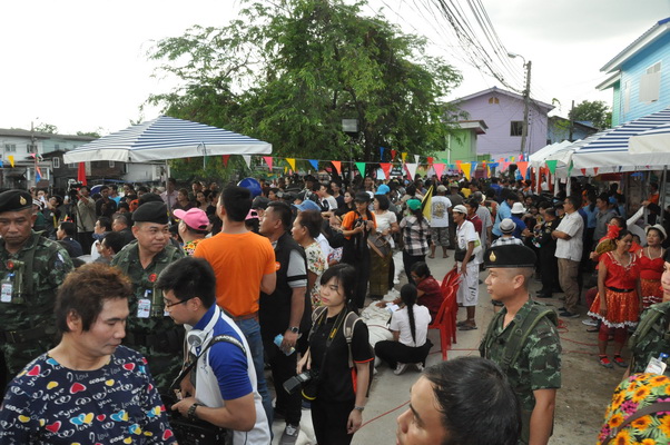 On Ground’ klong5_resize.JPG